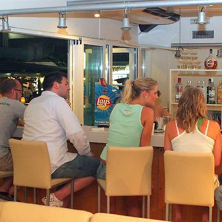Hotel de apartamente Michel Kos