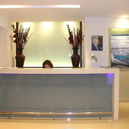 Lägenhetshotell Michel 3*