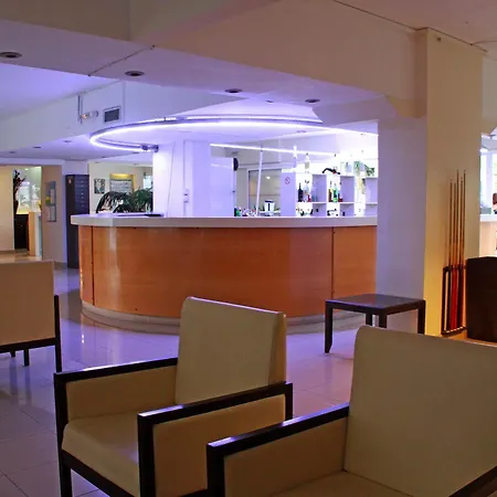 Lägenhetshotell Michel 3*