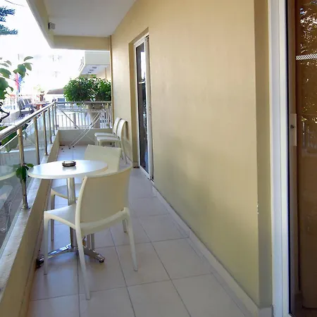 Apart Otel Michel 3*